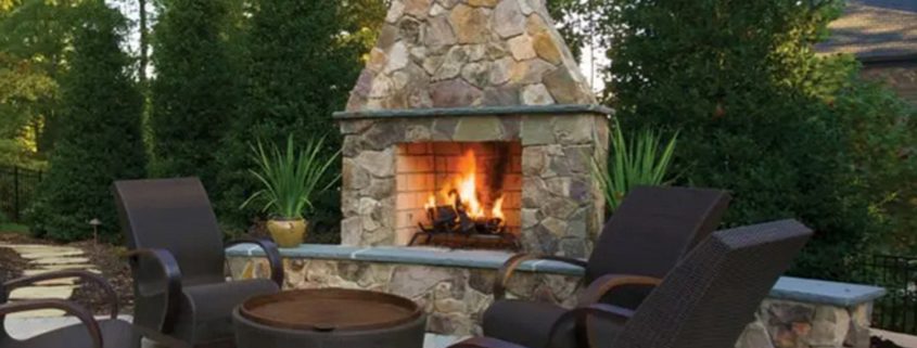 Find the perfect heating solution for your outdoor space, from wood-burning fireplaces to gas fire tables.